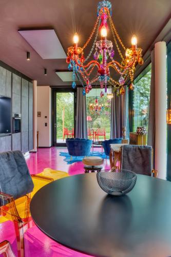 Wohnung mit Pool Little King, Little Dagobert in Heimburg