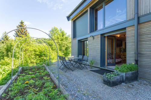 Eco-gite Dans Chalet Neuf Au Pied - Apartment - Habère-Poche