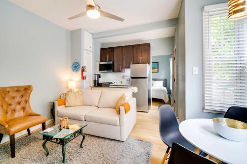 Charming Ocean City Apartment Less Than 1 Mi to Boardwalk! in Ocean City, USA
