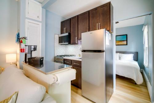 Charming Ocean City Apartment Less Than 1 Mi to Boardwalk! in Ocean City, USA