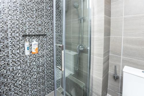 EllMar - new & modern studio in the center, Calcide (foto 6)