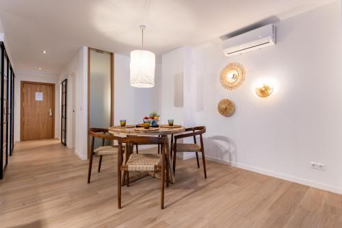 Luxury Beachfront Living on the beach with big terrace 4
