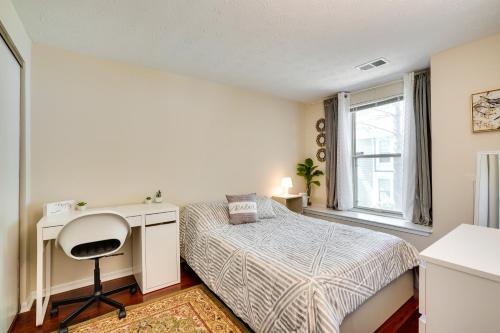 Quiet Columbia Condo Near Parks and Pool!