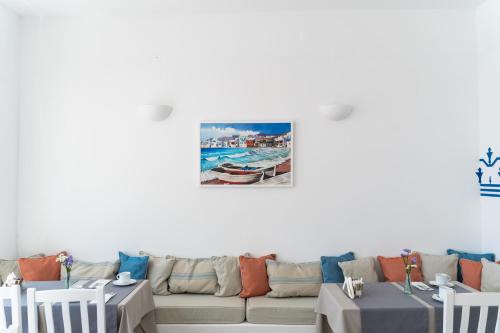 Rhenia Hotel - image 8