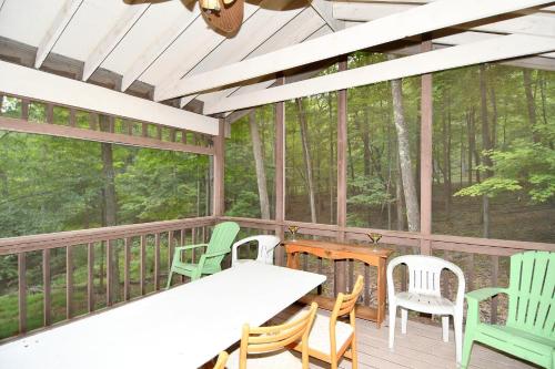 Dogwood Knoll - image 10