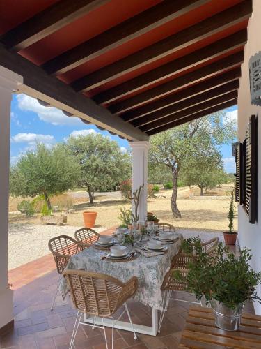 El Cañuelo de Casa Román (El Canuelo de Casa Roman) in Castillo De Las Guardas