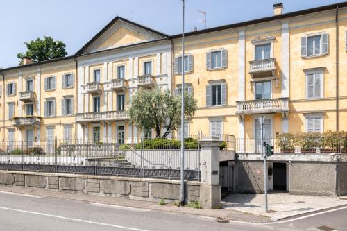 Villa Sforni Suite - by MyHomeInComo