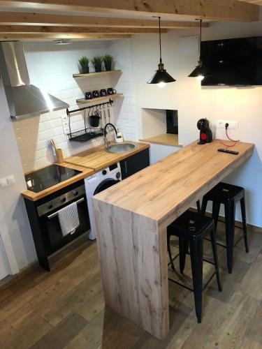 Ēdiens un dzērieni, Apartamentos El Arroyo in Boal