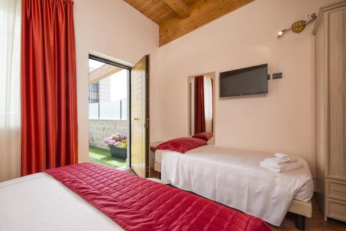 Simon Hotel - Pomezia