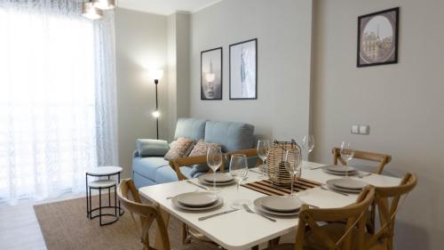 Luxury Apartment Dos Aceras Room Type - Two-Bedroom Apartment