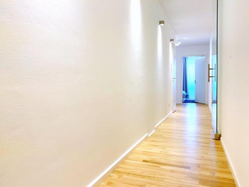 Moderne Ferienwohnung mit bodentiefer Dusche, Waschmaschine und Küche - Hoffi, Leipzig (foto 7)