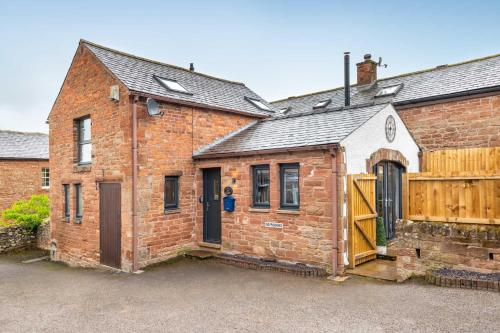 Noble Garth, Cosy Cottage With Hot Tub gîte à louer Irthington