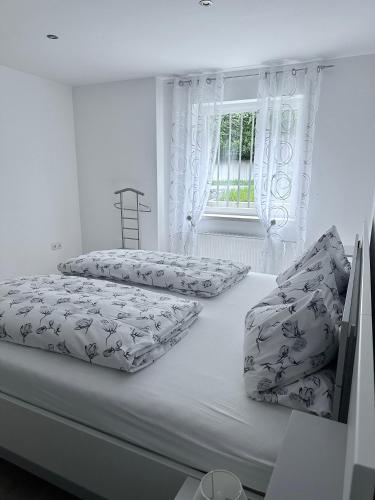 Ferienwohnung Jasmin in ทรเบน-ทราร์บัค