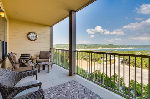 Jonestown Condo on Lake Travis with Community Pool! in Jonestown, USA