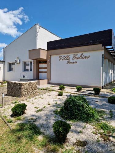 Villa Gabino - Accommodation - Balatonberény