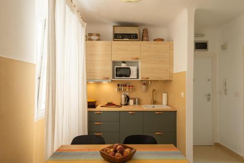  Pula City Apartment with private parking FREE, Pension in Pula