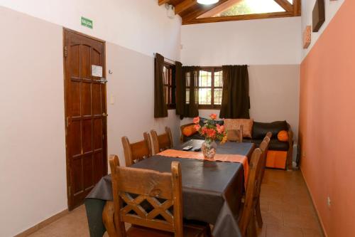 Two-Bedroom Bungalow image 3