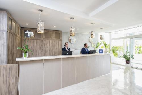 Instalaciones, Simon Hotel in Pomezia