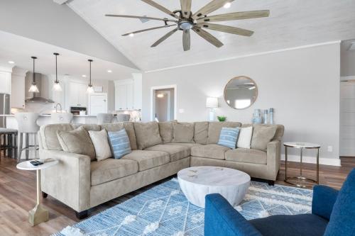 Havana Blue home in Crystal Beach, USA