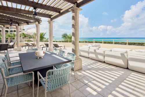 The Ritz-Carlton, Grand Cayman