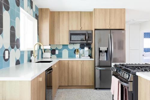 Palm Vista by Rather Be Properties in Palm Springs, USA