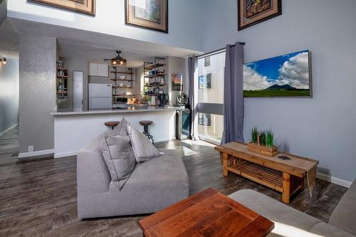 New! Kailua Bay Resort 2-306 - Beautifully renovated two-story condo with Primary Suite in Loft