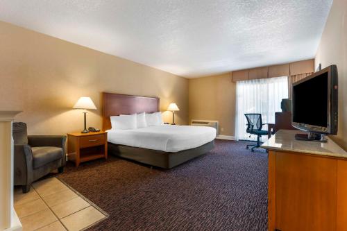 Best Western Plus Placerville Inn - image 11
