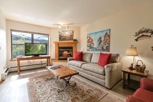 River Mountain Lodge W315 in Breckenridge, USA