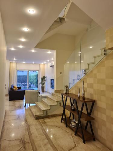 Luxurious & Charming Villa, Sheikh Zayed (foto 7)