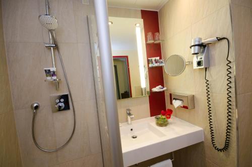 Mercure Hotel Hamburg City - image 3