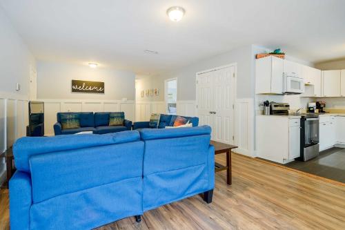 Summertime Getaway - Steps from Atlantic Beach! - image 7