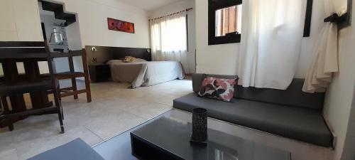 Aylen Departamentos en Pinamar NO GRUPO DE JOVENES in بينامار