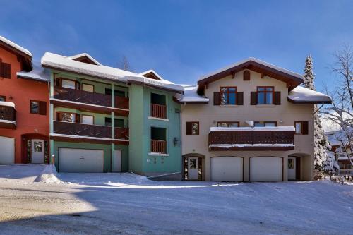 Snow Creek Village #37 By Bear Country in 太陽峰