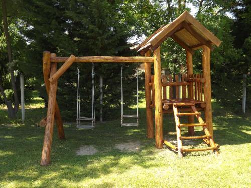 tuin, Gyulai-furdo-apartman II. in Gyula