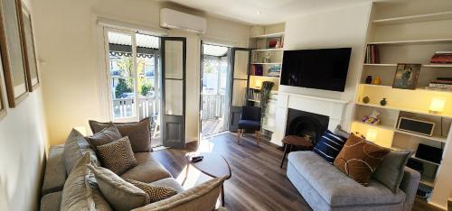 Facilities, Renovated Terrace-Style Apartment in Woollahra in Woollahra