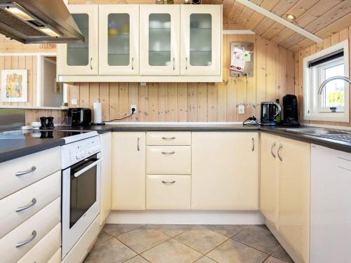 Comoditats, 6 person holiday home in Væggerløse-By Traum in Idestrup