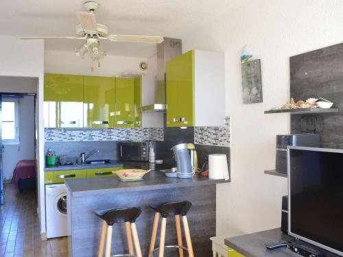 Appartement Narbonne, 2 pièces, 4 personnes - FR-1-229B-76 - Location saisonnière - Narbonne