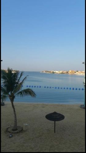 Beach, شاليه La veranda in Durrat Al-Arus