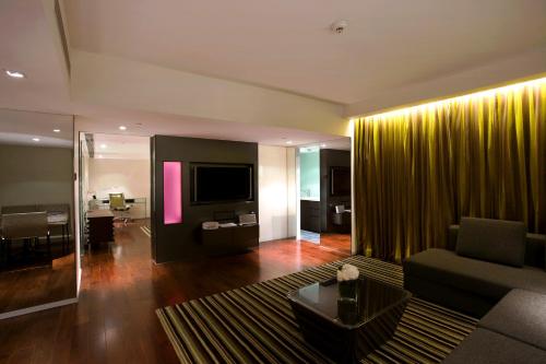 The Mira Hong Kong photo 4