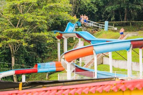¡Estadia vacacional en una zona hermosa del llano! in Acacias