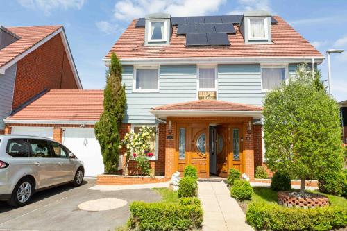 Heathrow Garden House - West Drayton, London - Benjamin Guest House