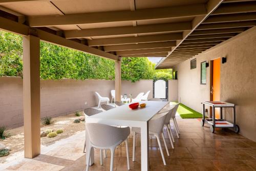 The Hedge House in the Movie Colony in Palm Springs, USA