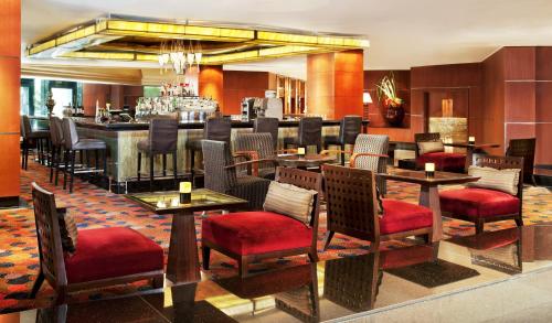 Royal Orchid Sheraton Riverside Hotel Bangkok, Bangkok (photo 3)