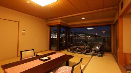 Japanese-Style Room with Open-Air Bath - Smoking