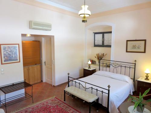 Phaedra Hotel - image 8