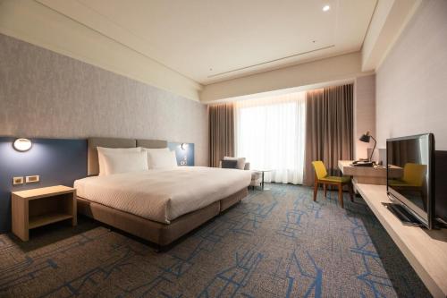 Deluxe Double Room image 5