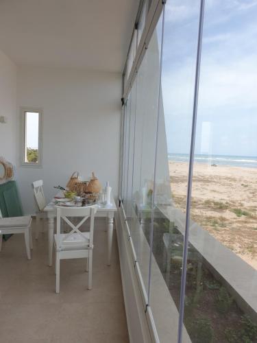 Alrededores, Luxueux appartement front mer in Sidi Rahal