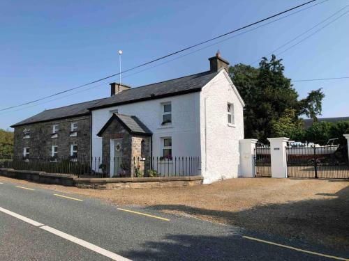 One Bedroom Rural Cottage with Hot tub