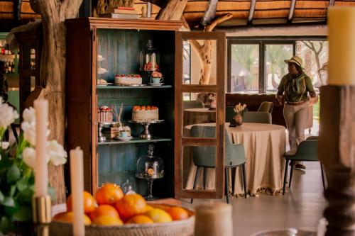 Okapuka Safari Lodge Okapuka Safari Lodge