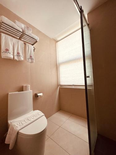 Bathroom, Park View Hotel in Bugis